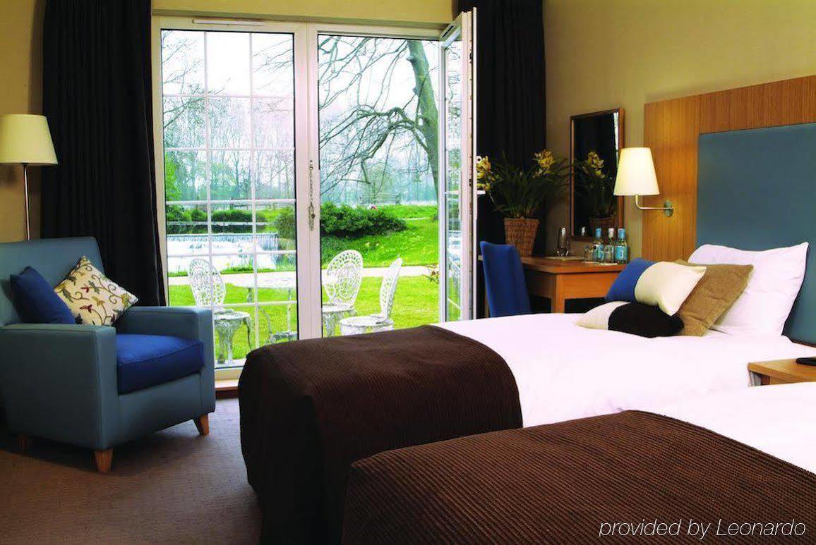 Champneys Henlow Exteriör bild