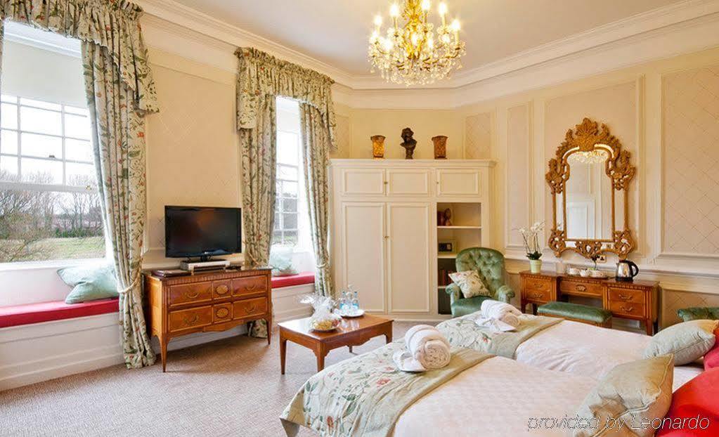 Champneys Henlow Exteriör bild