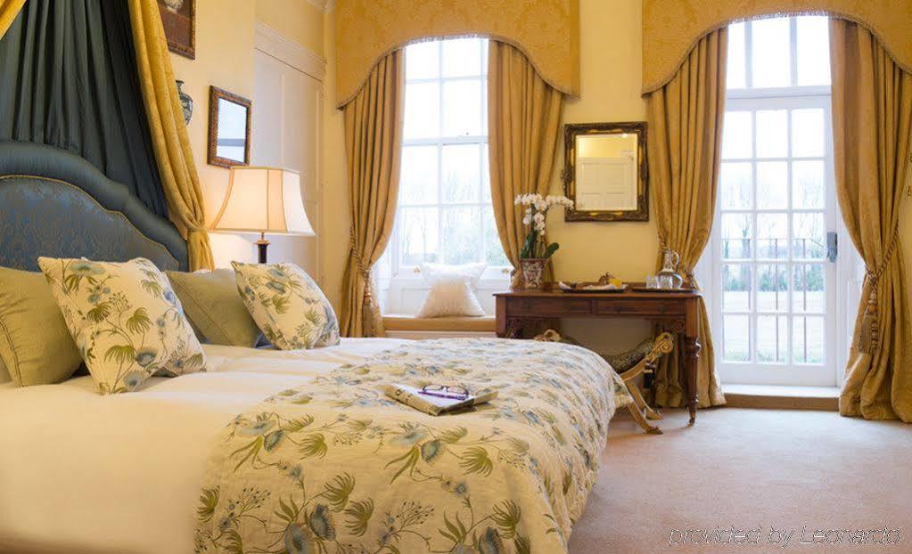 Champneys Henlow Exteriör bild