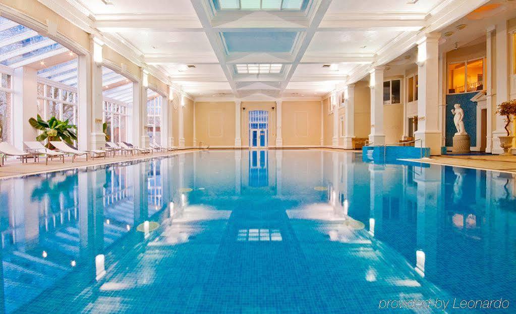 Champneys Henlow Exteriör bild